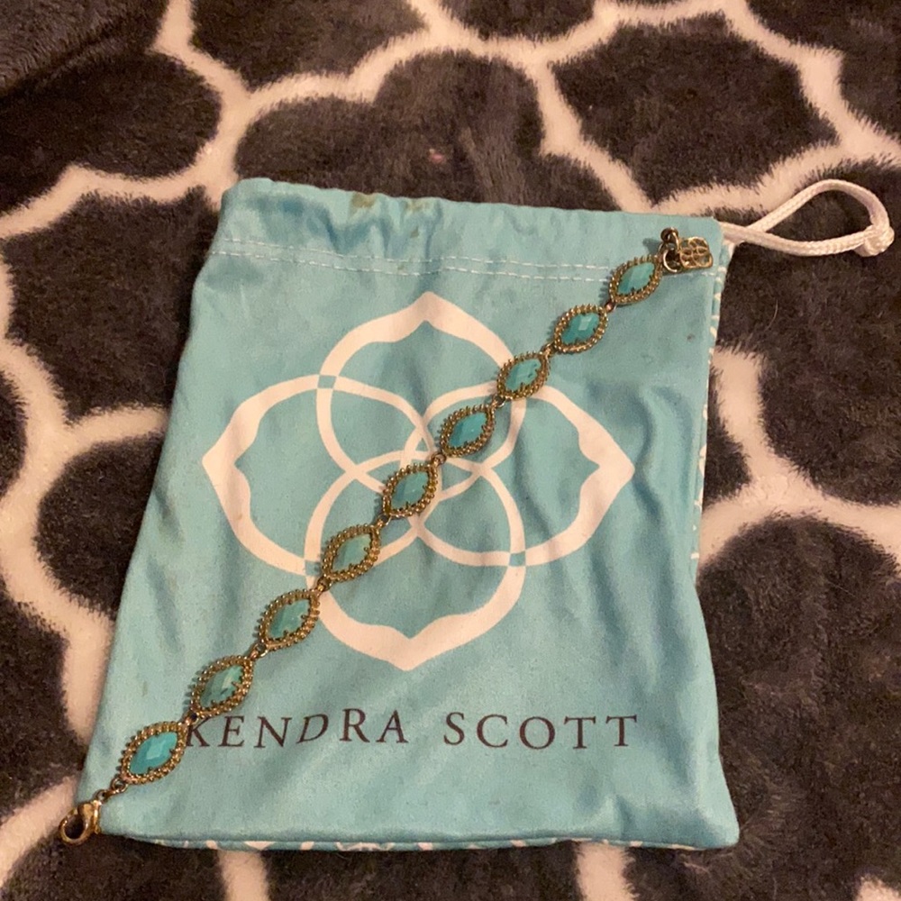 Kendra Scott bracelet